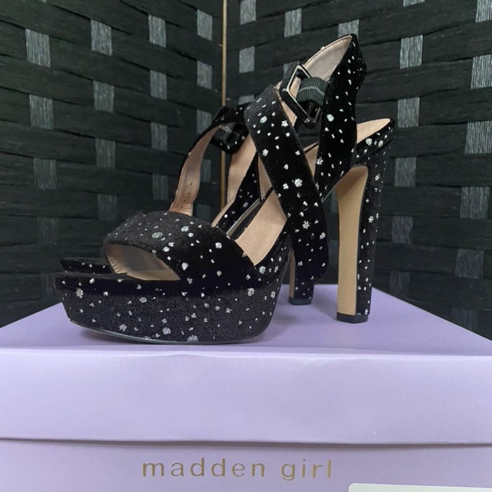 Black Star Sandal Heel